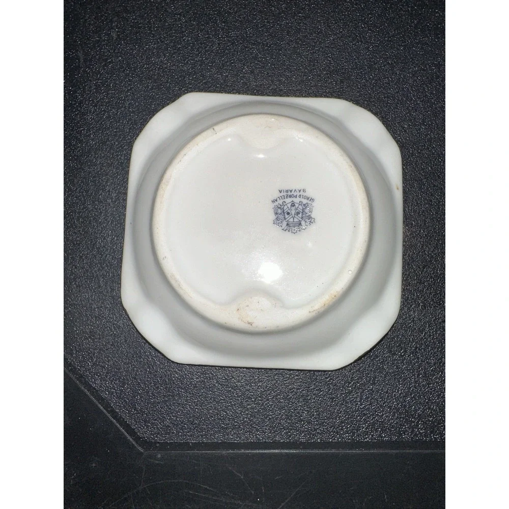 Gerold Porzellan Ashe Tray Vintage Gold Trim
